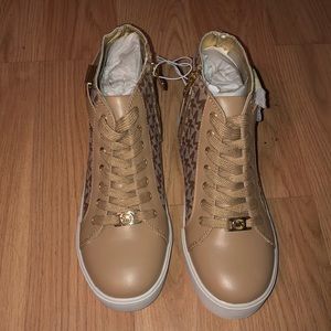 Girls MMK lace up high top sneakers